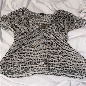 tee-shirt cheetah print